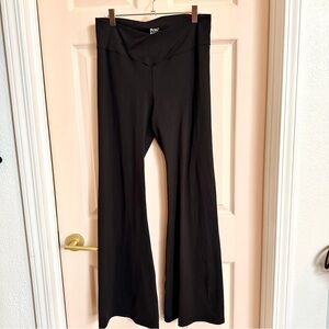 Black pacsun cross front workout pants